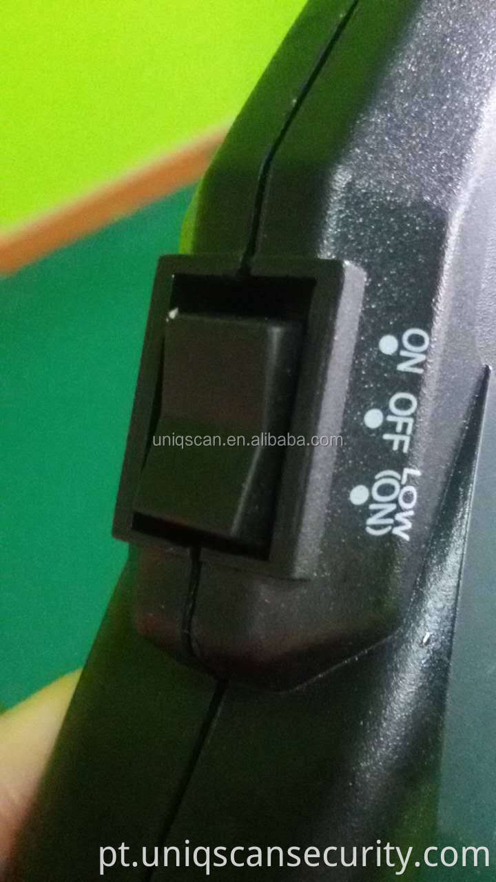 Scanner de varinha altamente sensível GC-1001 Detector de metal portátil com bateria